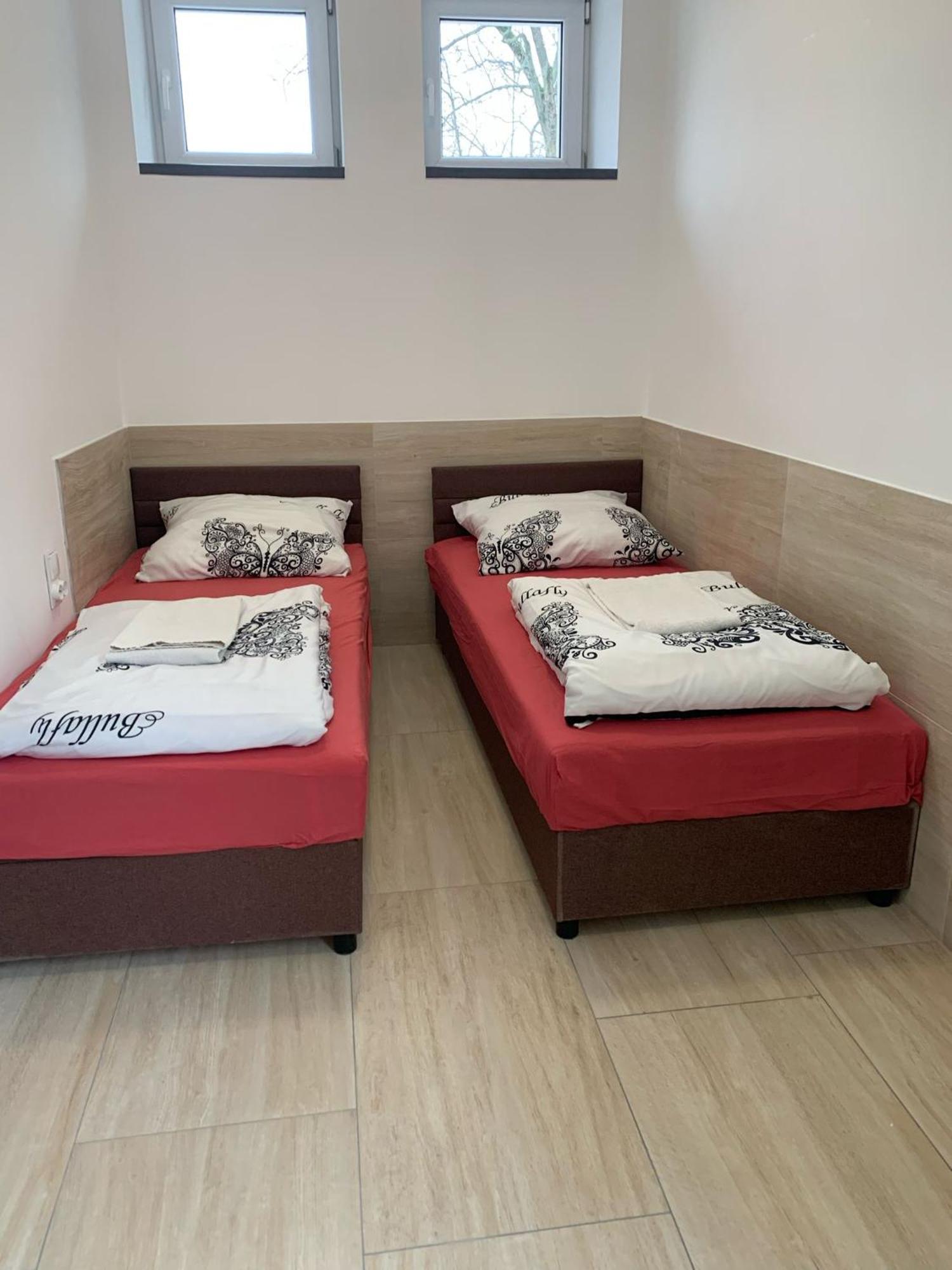 Apartamenty Sw.Rocha เบียวิสตอก ภายนอก รูปภาพ