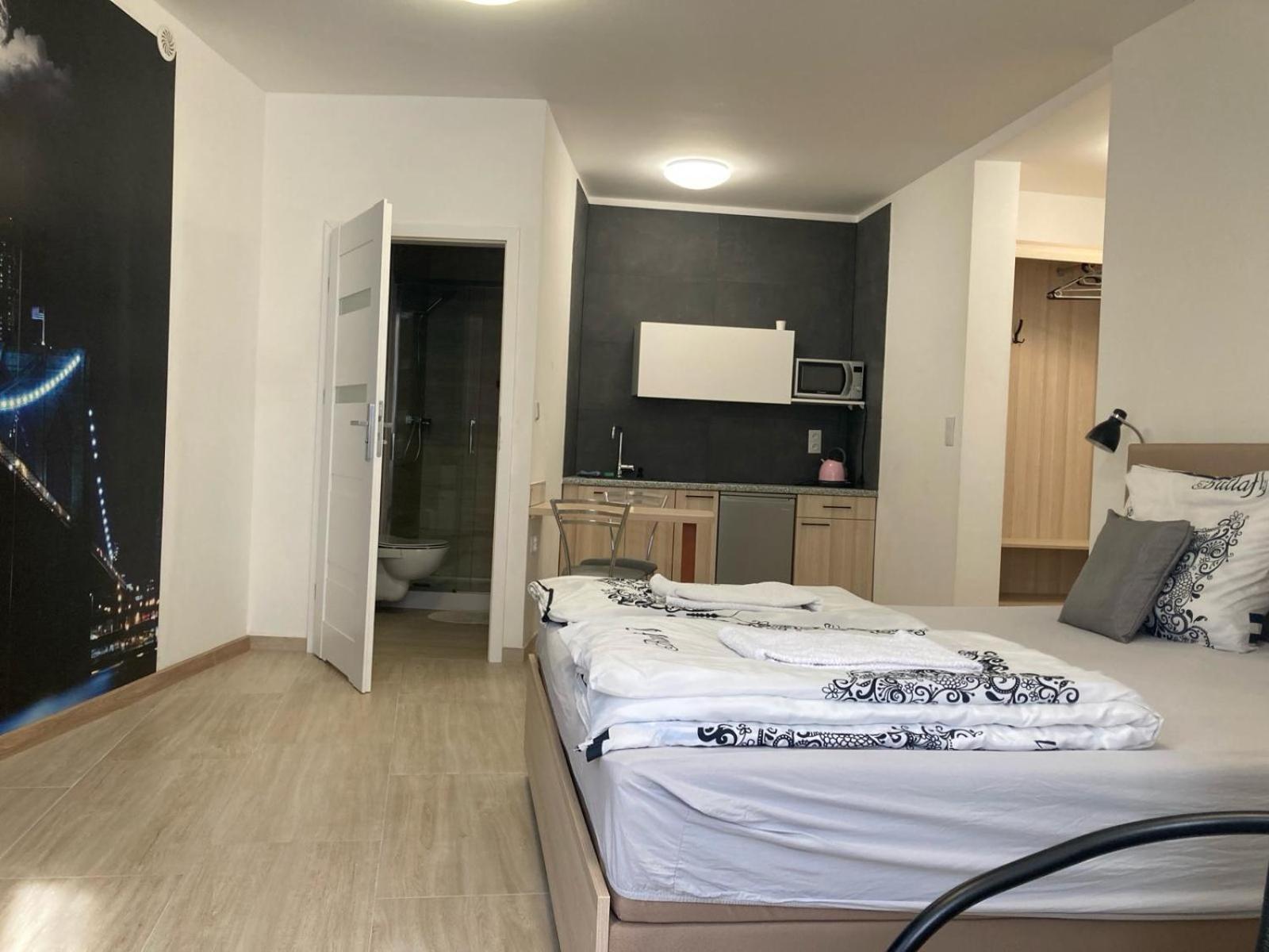 Apartamenty Sw.Rocha เบียวิสตอก ภายนอก รูปภาพ