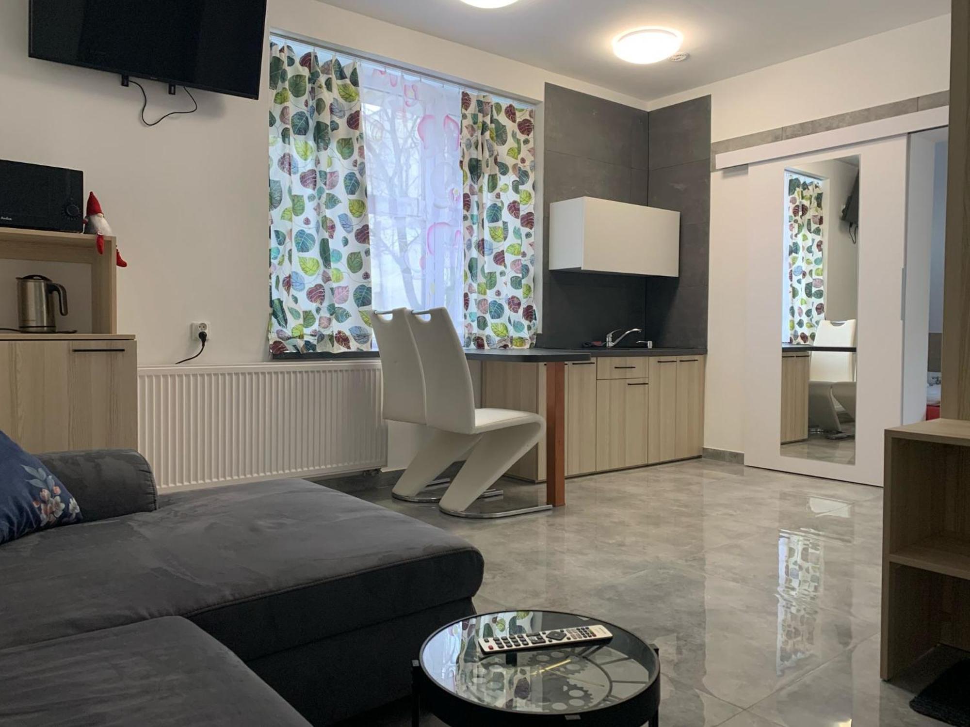 Apartamenty Sw.Rocha เบียวิสตอก ภายนอก รูปภาพ